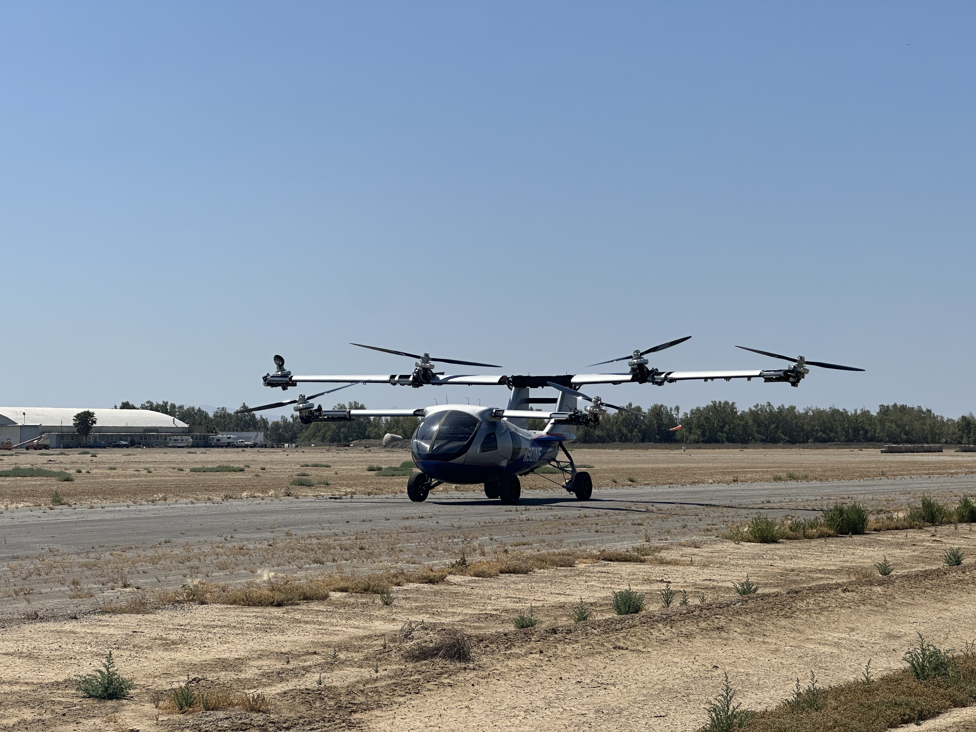 ASKA A5 drive-and-fly prototype on the runway